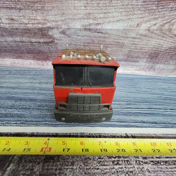 Nylint Pressed Steel muscle machine cabover semi no sound parts/repair red - Picture 4 of 12